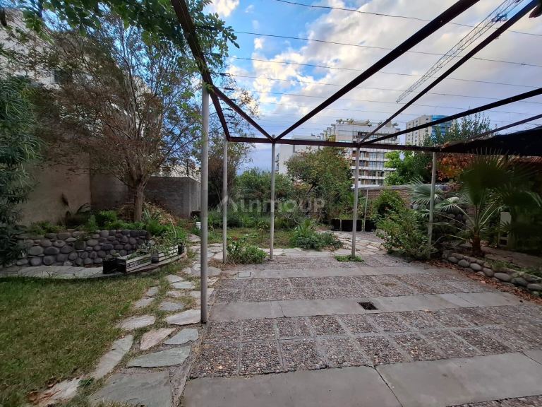 Casa en Venta en Capital, Mendoza