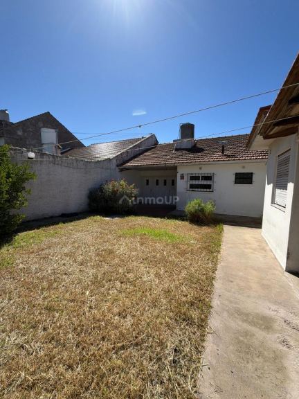Casa en Venta en Mar del Plata, Buenos Aires Costa Atlantica - USD 98.000 | Inmoup - 24