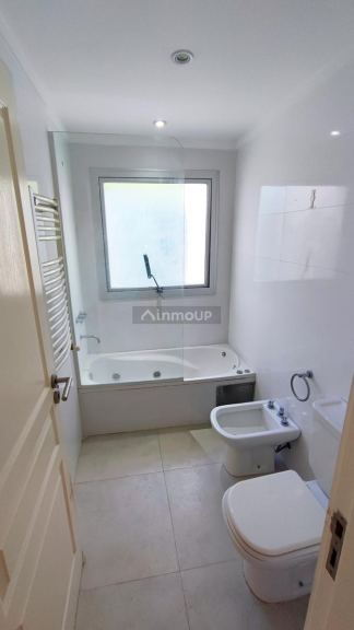 Casa en Alquiler en Mar del Plata, Buenos Aires Costa Atlantica - USD 2.200 | Inmoup - 8
