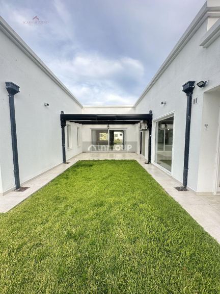 Casa en Alquiler en Mar del Plata, Buenos Aires Costa Atlantica - USD 2.400 | Inmoup - 13