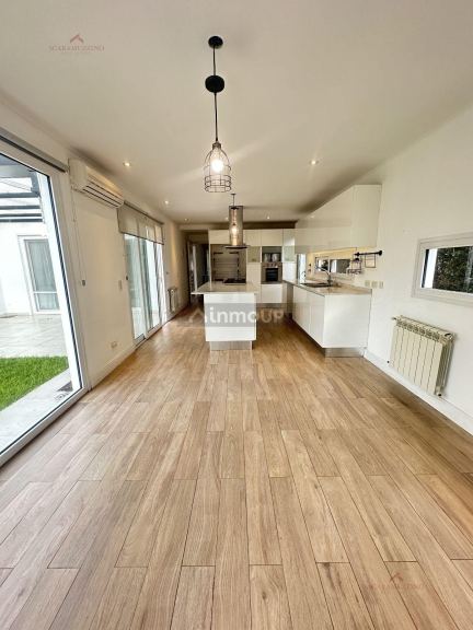 Casa en Alquiler en Mar del Plata, Buenos Aires Costa Atlantica - USD 2.400 | Inmoup - 9