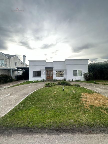 Casa en Alquiler en Mar del Plata, Buenos Aires Costa Atlantica - USD 2.400 | Inmoup - 36