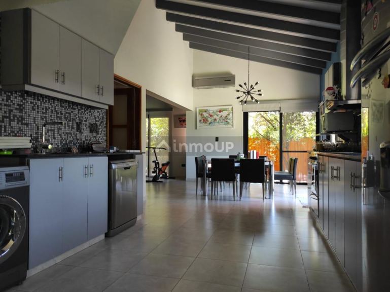 Casa en Venta en Guaymallen, Mendoza