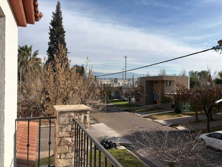 Casa en Alquiler en Maipu, Mendoza