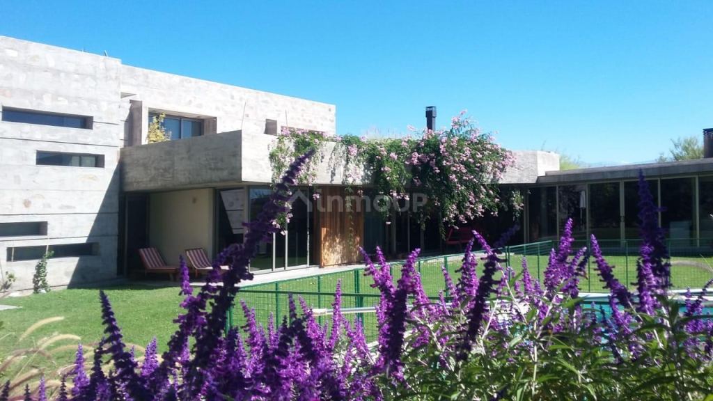 Casa en Venta en Guaymallen, Mendoza