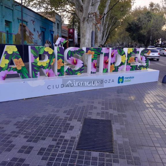 Local Comercial en Venta en Capital, Mendoza