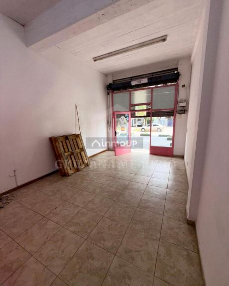 Local Comercial en Alquiler en Moreno, G.B.A. Zona Oeste - $ 430.000 | Inmoup - 8