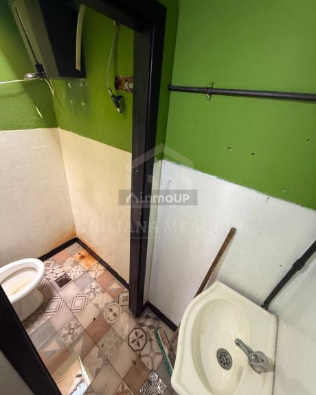 Local Comercial en Alquiler en Moron, G.B.A. Zona Oeste