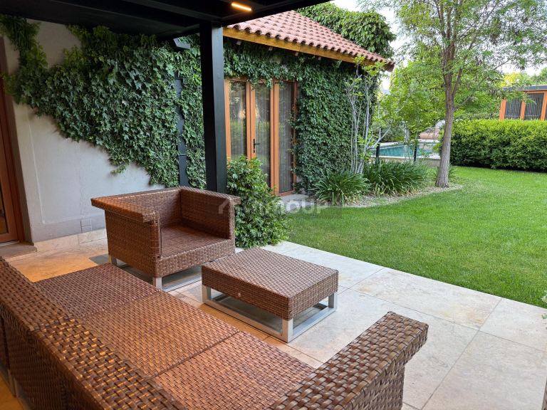 Casa en Venta en Lujan de Cuyo, Mendoza