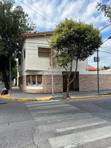 Casa en Alquiler en Godoy Cruz, Mendoza