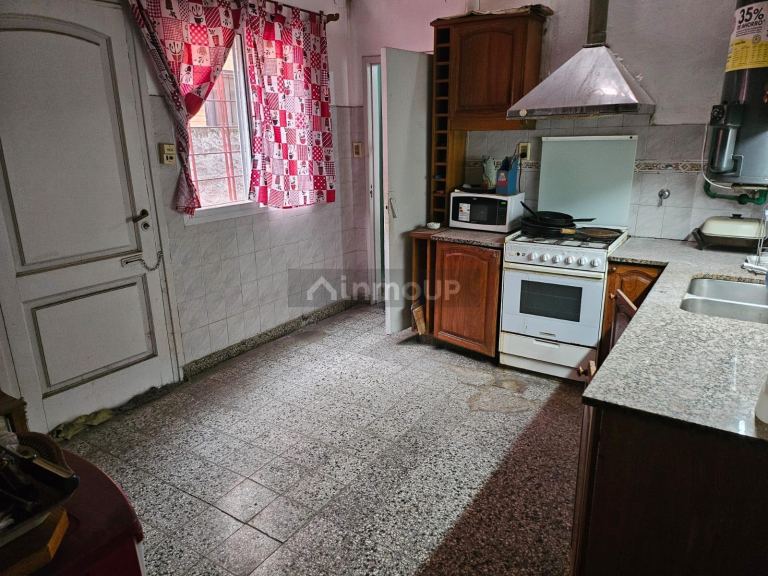 P H en Venta en General San Martin, G.B.A. Zona Norte - USD 70.000 | Inmoup - 11