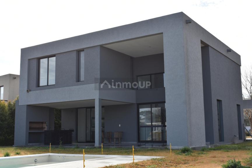 Casa en Venta en Escobar, G.B.A. Zona Norte