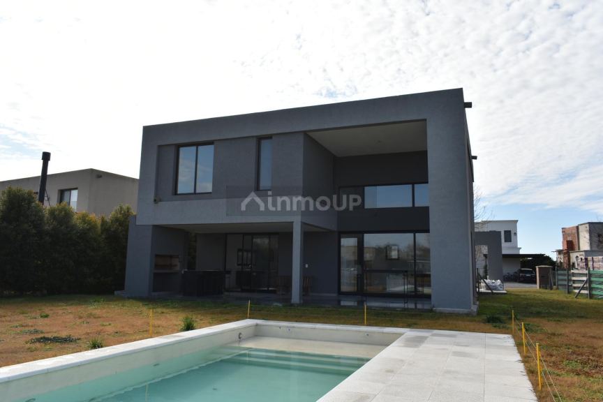 Casa en Venta en Escobar, G.B.A. Zona Norte