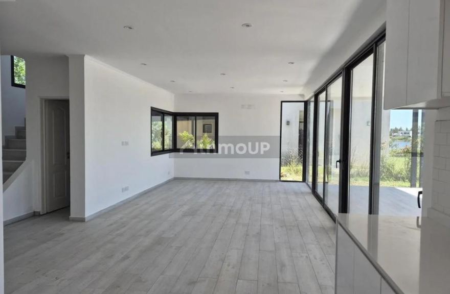 Casa en Venta en Escobar, G.B.A. Zona Norte