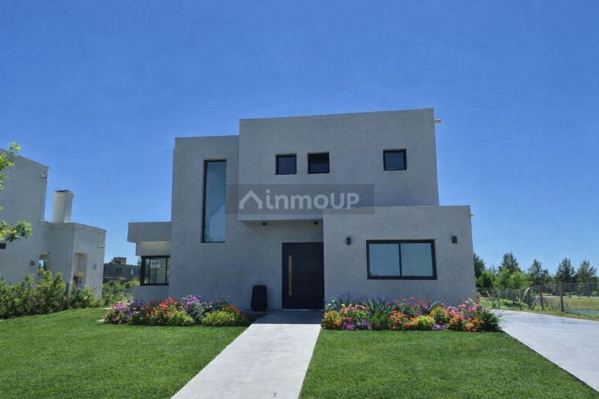 Casa en Venta en Escobar, G.B.A. Zona Norte
