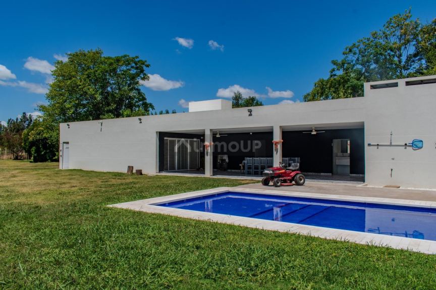 Casa en Venta en Coronel Brandsen, Buenos Aires Interior