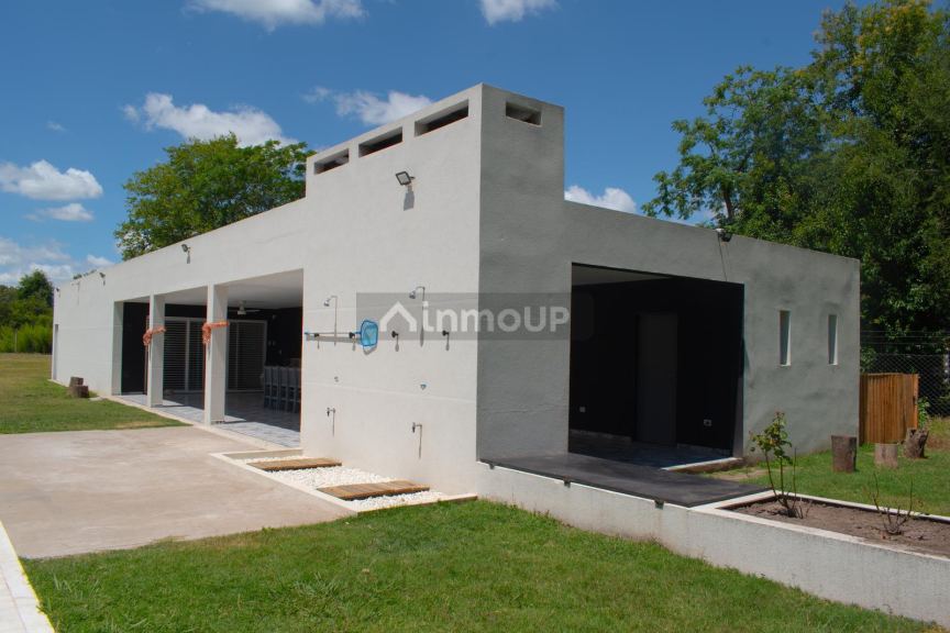 Casa en Venta en Coronel Brandsen, Buenos Aires Interior