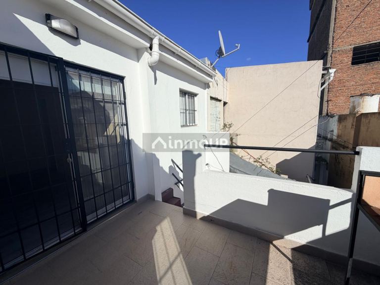 P H en Venta en Lanus, G.B.A. Zona Sur - USD 68.500 | Inmoup - 54