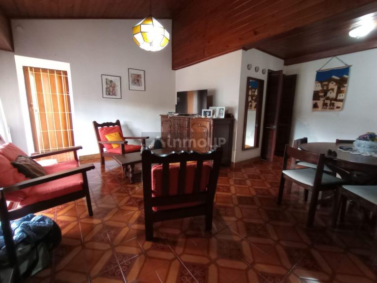 P H en Venta en Moron, G.B.A. Zona Oeste
