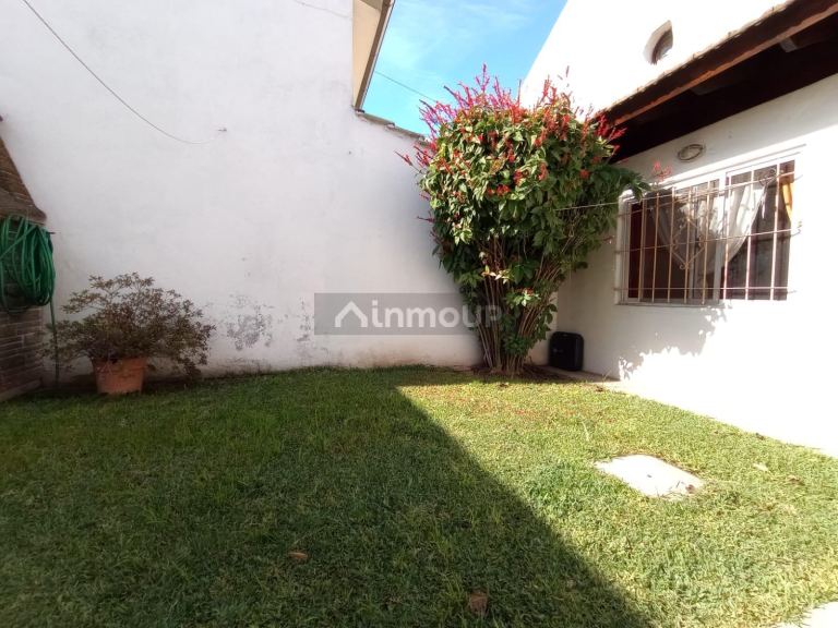 P H en Venta en Moron, G.B.A. Zona Oeste