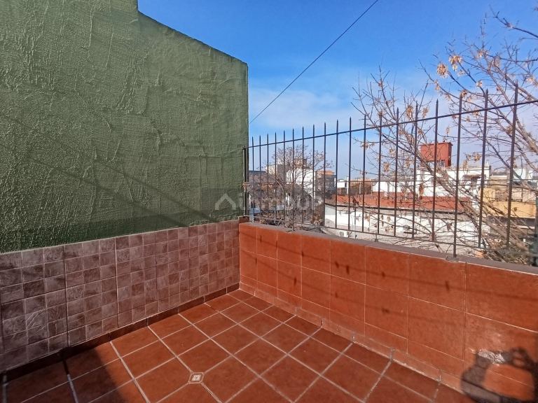 P H en Venta en Parque Avellaneda, Capital Federal
