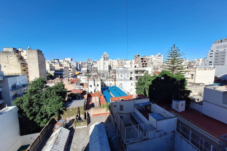 Departamento en Venta en Monserrat, Capital Federal - USD 169.800 | Inmoup - 24