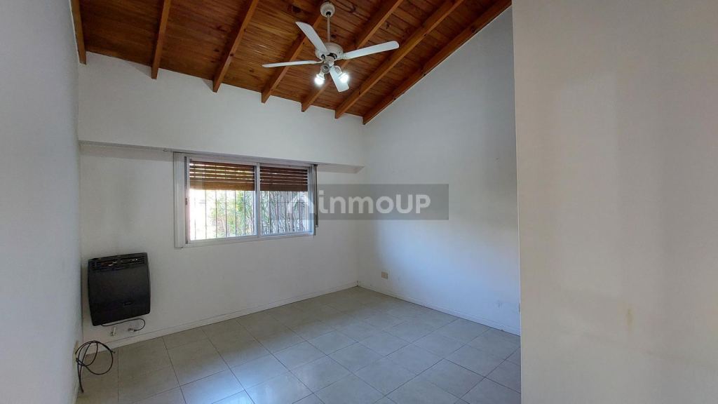 P H en Venta en Lanus, G.B.A. Zona Sur - USD 85.000 | Inmoup - 13