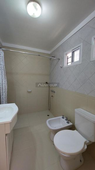 P H en Venta en Lanus, G.B.A. Zona Sur - USD 85.000 | Inmoup - 12