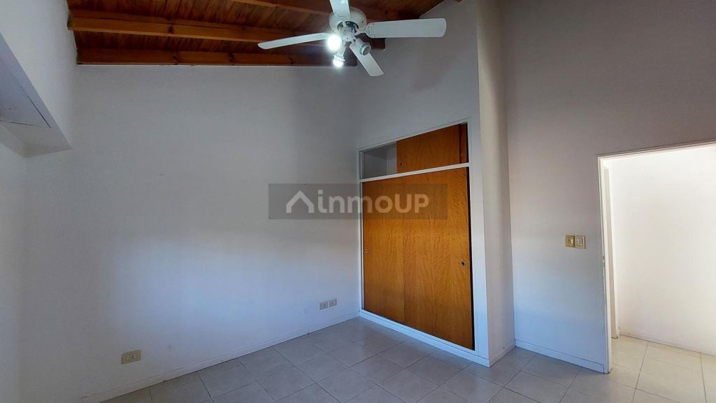 P H en Venta en Lanus, G.B.A. Zona Sur - USD 85.000 | Inmoup - 15