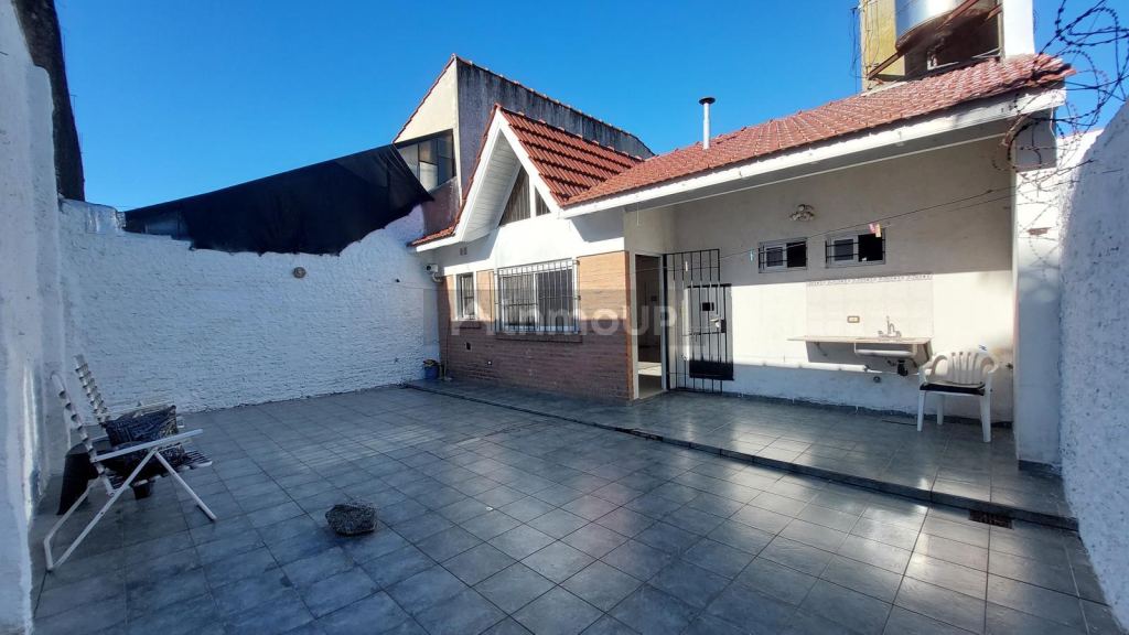 P H en Venta en Lanus, G.B.A. Zona Sur - USD 85.000 | Inmoup - 17