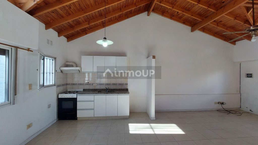 P H en Venta en Lanus, G.B.A. Zona Sur - USD 85.000 | Inmoup - 6
