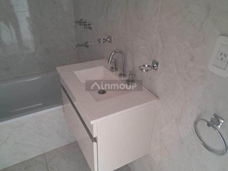 Departamento en Venta en Coghlan, Capital Federal