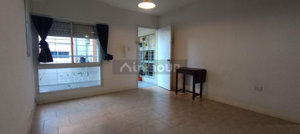 Departamento en Venta en Moron, G.B.A. Zona Oeste