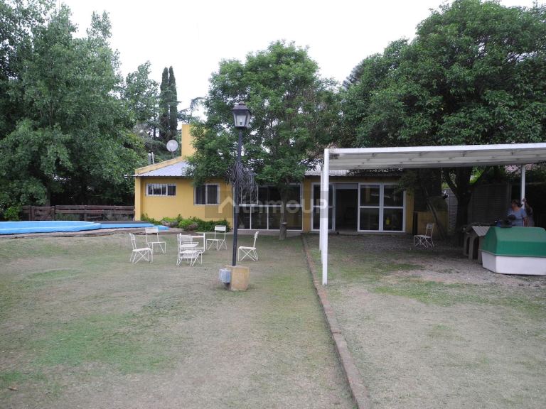 Casa Quinta en Venta en Lujan, G.B.A. Zona Oeste