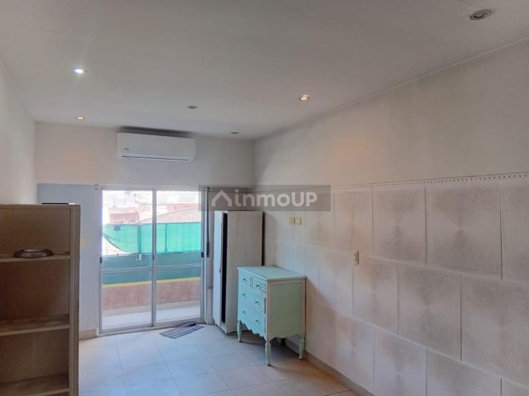 P H en Venta en Tres de Febrero, G.B.A. Zona Oeste