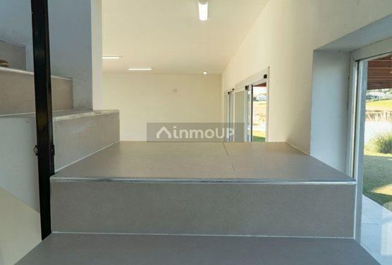 Casa en Alquiler en Pilar, G.B.A. Zona Norte