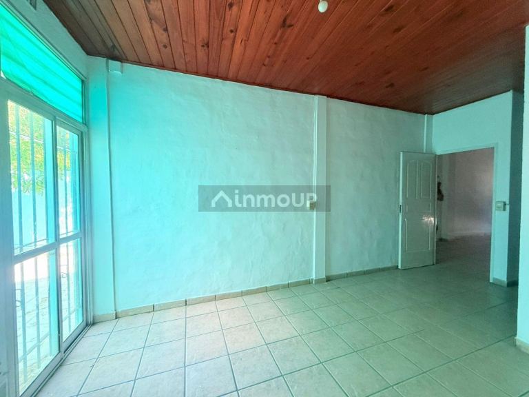 P H en Venta en Lomas de Zamora, G.B.A. Zona Sur