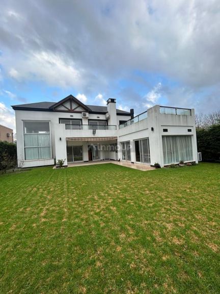 Casa en Venta en Escobar, G.B.A. Zona Norte