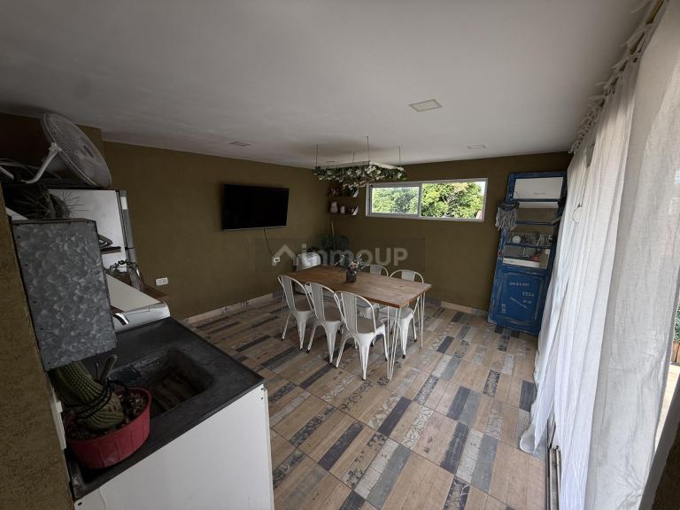 P H en Venta en Tres de Febrero, G.B.A. Zona Oeste