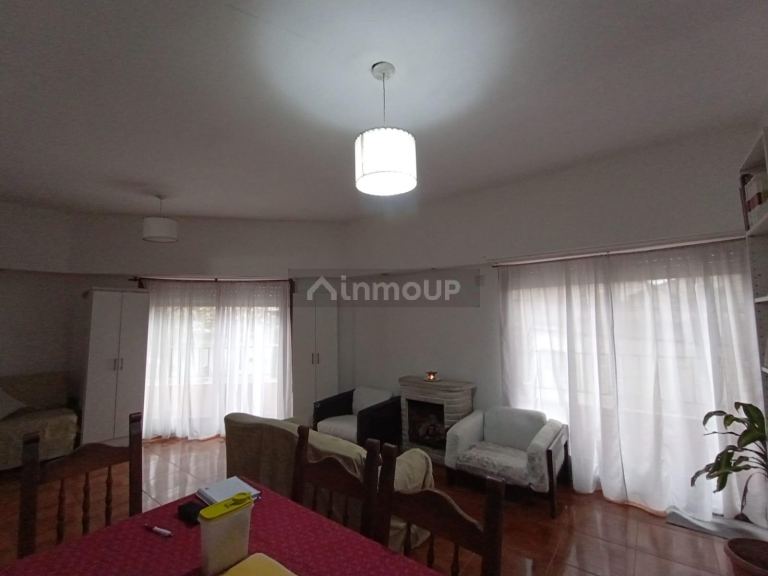 P H en Venta en Tres de Febrero, G.B.A. Zona Oeste