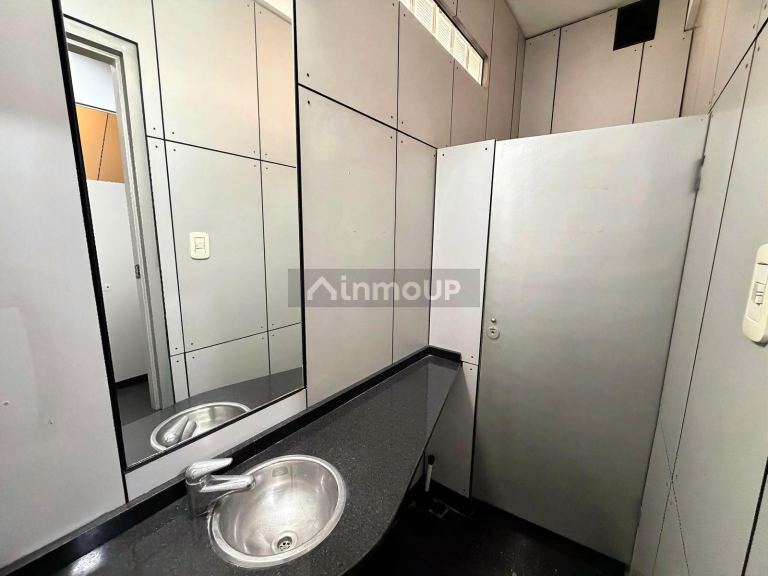 Oficina en Venta en Balvanera, Capital Federal