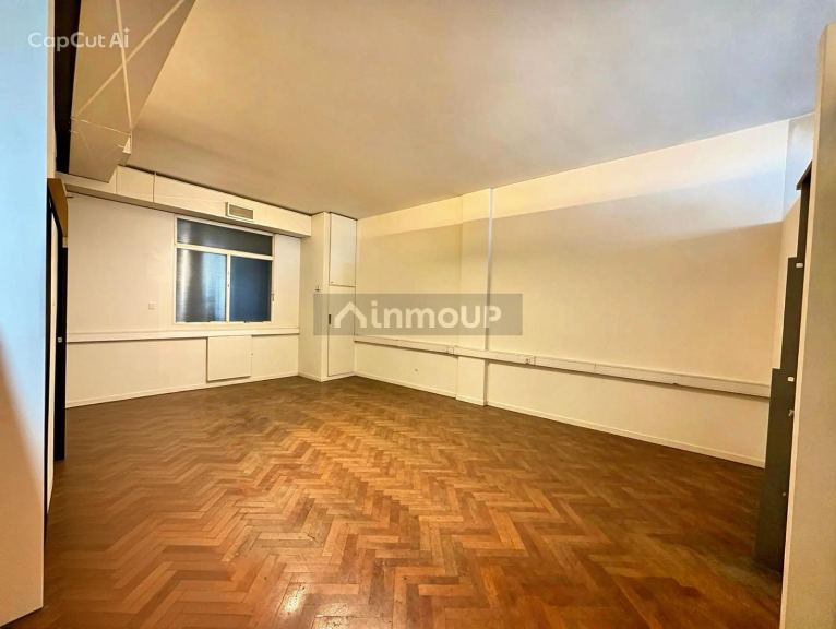 Oficina en Venta en Balvanera, Capital Federal