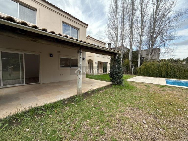 Casa en Venta en Pilar, G.B.A. Zona Norte