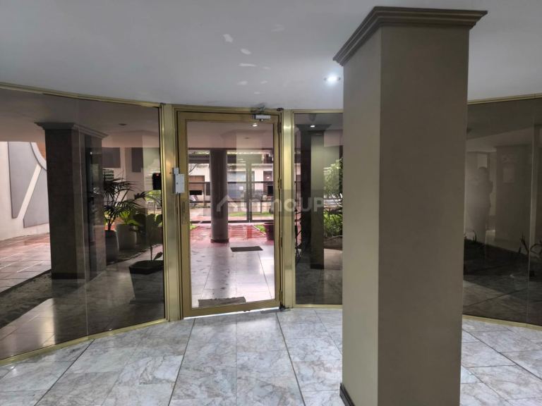 Departamento en Venta en Moron, G.B.A. Zona Oeste
