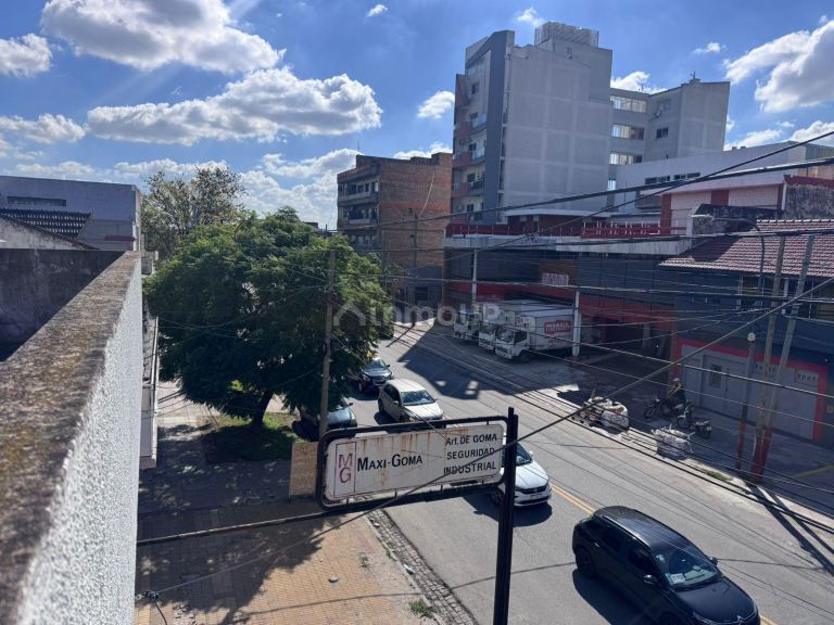 P H en Venta en Lanus, G.B.A. Zona Sur