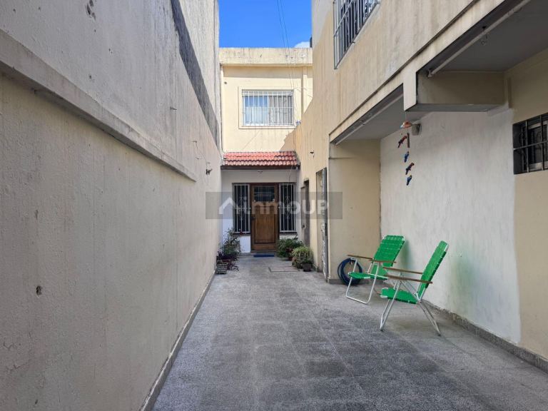 P H en Venta en Lanus, G.B.A. Zona Sur