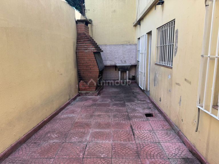 P H en Venta en Lanus, G.B.A. Zona Sur
