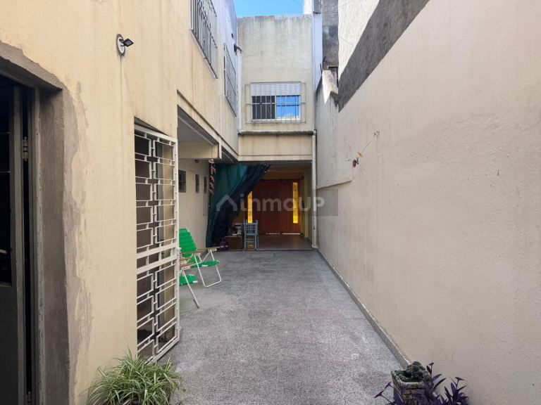 P H en Venta en Lanus, G.B.A. Zona Sur