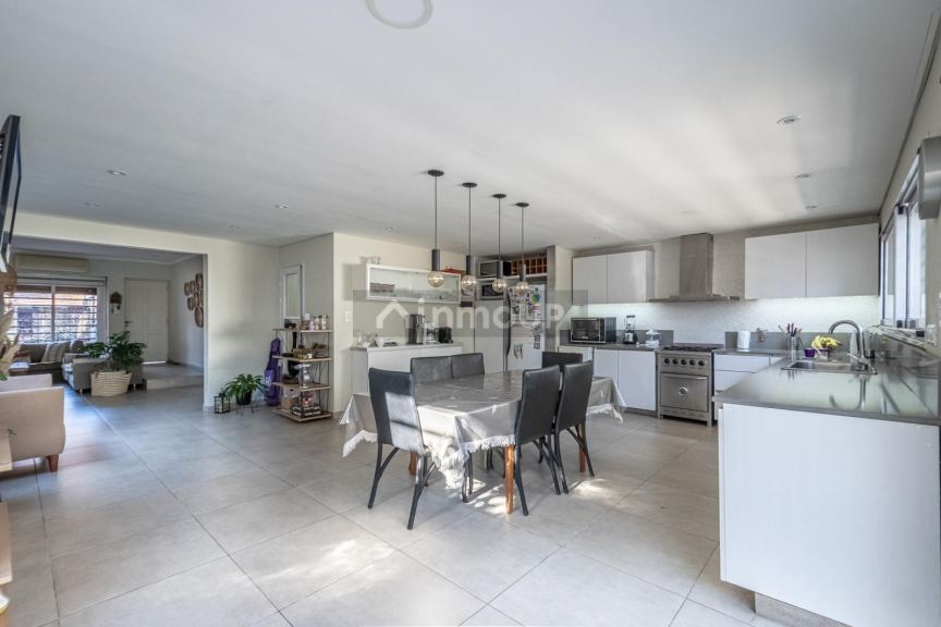 Casa en Venta en Vicente Lopez, G.B.A. Zona Norte