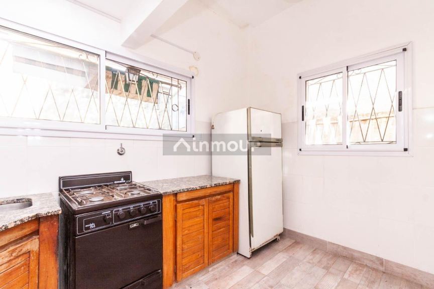 P H en Venta en Lomas de Zamora, G.B.A. Zona Sur